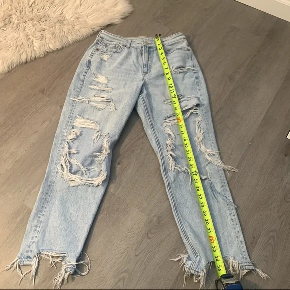 🚨SOLD🚨American Eagle AE Ripped Mom Jean 6 - Picture 3 of 12